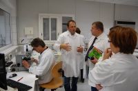 17.Laboratorium-bydło-prezentuje G.Lek.Wet.FranzViehbck embriotranser
