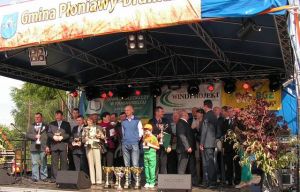 Płoniawy-Bramura